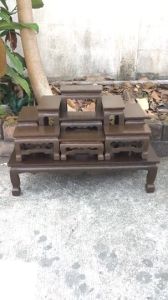 เครื่องประดับ หมู่บูชา สีโอ๊ค ขนาด 34x65 ซม.มียุกรรม 9 หน้า 4 รวมฐาน คุณสมบัติของไม้สักแท้ หรือคุณสมบัติคุณสมบัติ