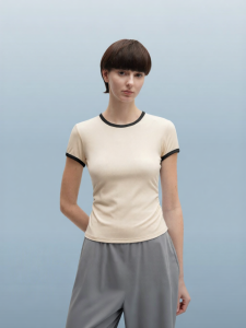 Bananain | Cool Round Neck Slim Fit T-shirt for Ladies