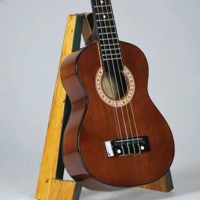 ukulele asli bukan mainan plastik