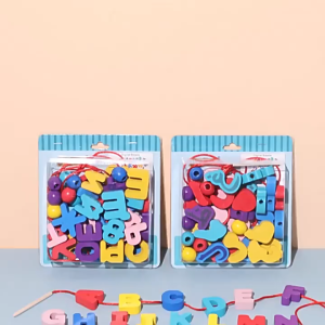 ของเล่นลูกปัดสำหรับเด็ก การฝึกสมาธิ การร้อยลูกปัด การศึกษาเบื้องต้น บล็อกตัวต่อเสริมทักษะทางการศึกษา สำหรับเด็กอายุ 1-2 ปี เด็กชายและเด็กหญิง 3 คน