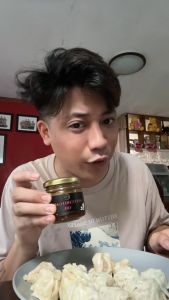 Golden L.A Kitchen Extra Spicy Sweet Chili Garlic Oil 100g / Extra Hot Chili / Healthy Choice/Chili Sauce