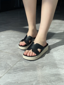 Summer fashion womens outdoor brathable slippers platform middle heel slippers