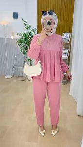SETCELANA MJUTE SWAROSKI KAOS KNIT RAJUT TERBARU BAYAR DITEMPAT