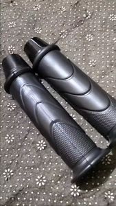 HANDGRIP STANDAR HONDA BEAT MODEL ORI UNIVERSAL + JALU STANG MODEL PCX HITAM