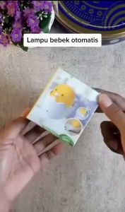 Lampu Tidur LED Telur Ayam Sensor Cahaya Kamar Night Light Lamp