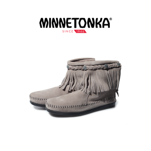 Minnetonka | Tassel British Style Flat Ankle Boots