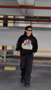 {BISA BAYAR DITEMPAT} - Hoodie kantong depan sablon warna hitam black bahan katun premium gramasi 280 untuk pria wanita terlaris