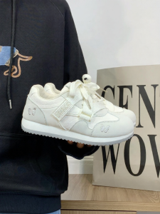 Warrior | Butterfly Lightweight Soft Bottom Sport Shoes