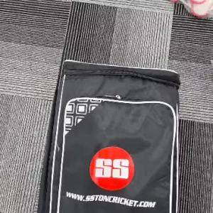 SS Cricket Duffle Kit Bag.(Padded)