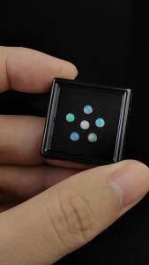 พลอยโอปอลเอธิโอเปีย(Opal) รุ้งสวย ทรงกลม หนัก 0.60 กะรัต จำนวน 6 เม็ด เจียรนัยหลังเต่า พลอยแท้จากประเทศเอธิโอเปีย