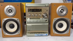 Bán Dàn Nghe Nhạc Kenwood RXD - SK3MD đẹp keng  hát cực tốt zin sài điện 110v