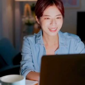 กิฟฟารีน ไลท์อะเวย์ มิกซ์ แคโรทีนอยด์ และ เรดออเรนจ์ คอมเพล็กซ์ 12 วิตามินกันแดด กันแก่ (30 แคปซูล)