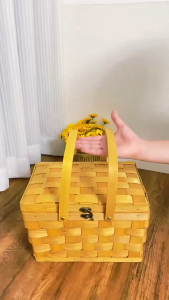 Woven Bamboo BasketSmall Wooden Basket with HandleSuitable for Home and Gift DIY Decor