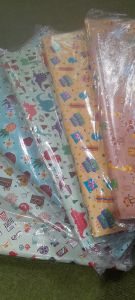 kertas kado karakter /bungkus kado karakter SIDU