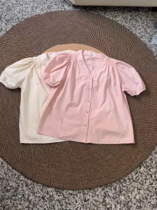 Womens Plain Low Button Blouse/Casual Short Sleeve Button Front/V-Neck Shape