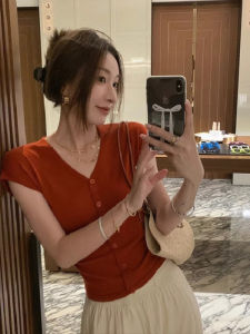 Áo Thun Cổ Chữ V Tay Ngắn Ôm Vừa Vặn Mùa Hè 2025 Phong Cách Ngọt Ngào Cho Nữ Chất Liệu Polyester Áo Thun Thường Ngày
