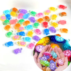 50Pcs GLOW-In-Dark MINI เต่า 3D เล็บ Charms 7*11 มม.ผสมเยลลี่สีเต่าเล็บอุปกรณ์เสริม DIY ตกแต่งเล็บ