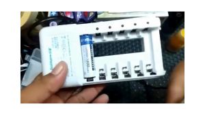 FAST DELIVERY Doublepow Charger Baterai Rechargeable Fast Charging 6 Slot AA AAA dengan AA 6 PCS