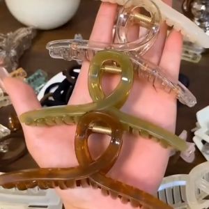 T888 กิ๊บติดผม ชุดกิ๊บติดผม+ยางรัดผม สไตล์คลาสสิก มีหลายทรง มีหลายขนาด 67ชิ้น/แพ็ค