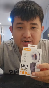 Klip HP LED Mirror Clip Selfie Jepit Kamera Handphone Ponsel Smartphone Fotografi Swafoto Foto Vidio Konten Content Creator Lensa HD Lampu Lighting Cahaya Light Kamera Belakang Dengan Remote Remot Blutut Bluetooth Portable Wirelles Aksesoris Hp Travel Pou