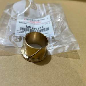 L300 CRANK BELL BUSHING - BRASS BUSHING MB489484 Price per piece