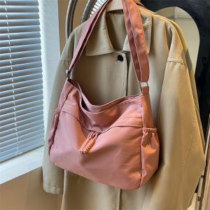 Large Capacity Nylon Womens Tote Bag Crossbody Commuter Bag Stylish Trendy Single Shoulder Bag Spring 2024 New Fashion