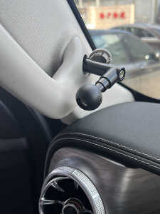 Metal Car Phone Holder Compatible with Harvard Big Dog H9 Tank 300 Prado a Column Armrest Navigation Mobile Phone Mount