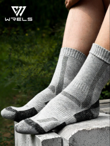 WRELS | Merino Wool Thermal Hiking Socks