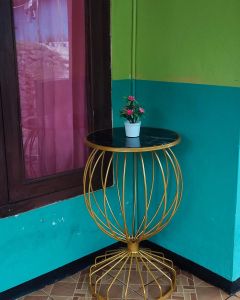 meja sudut ruang tamu minimalis modern terbarumeja minimalis modern