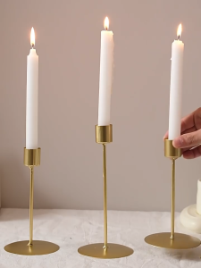 เชิงเทียน คลาสสิค สไตล์ยุโรป นอร์ดิก อุปกรณ์ตกแต่งบ้าน เทียน ของตกแต่งบ้าน ฮาโลวีน สีทอง สีดำ เชิงเทียนเหล็ก Steal Candle Holder Candlestick Halloween Home Decoration Prop