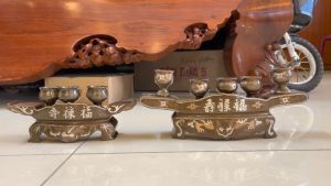 Ngai chén thờ cúng bằng đồng khảm tam khí