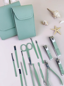 Premium Manicure Set - Elegant Nail Care Kit with Professional Tools Nail clippers Nail cutter Nail trimmer Toenail clipper Nail nipper Nail clipper with file