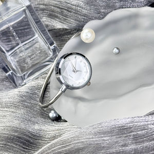 ผู้หญิง Slim สร้อยข้อมือเล็กๆ 1 ไข่มุกขนาดใหญ่เพชรตัดแก้ว rhinestone dial Minimalist นาฬิกาควอตซ์สร้อยข้อมือนาฬิกา