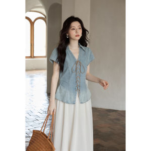 seemon | Áo sơ mi denim ngắn tay thắt eo màu xanh cổ điển Sang Trọng