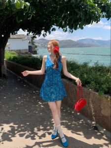 SHUOMENG | Elegant V-Neck Beach Dress