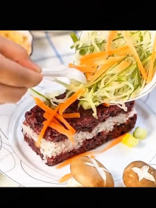 Rice Musubi Molder DIY Bento Kimbab Spam Onigiri Meat Press Plate Mold Rectangular Box Scoop Maker