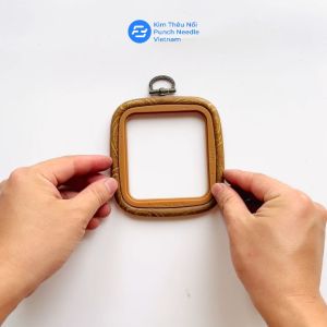 Khung thêu nhựa vẫn gỗ hình oval nhiều kích thước - Kim Thêu Nổi sử dụng thêu tay thêu nổi trang trí decor