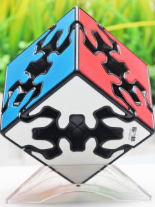 Qiyi 2nd Generation Gear Cube 9-Connected Smooth Speed Competition Professional Puzzle Toy for Children Educational Plastic