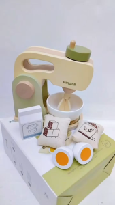 Wooden Stand Mixer Pretend Play Kitchen Toy Role Play Baking Set for Kids 3 Years and Up
