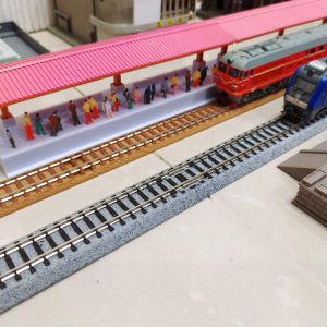 N Scale Train Station Platform Model 1/160 Steam Locomotive Tomix Track Universal Elevated Bridge Pile Thomas Toy for All Ages