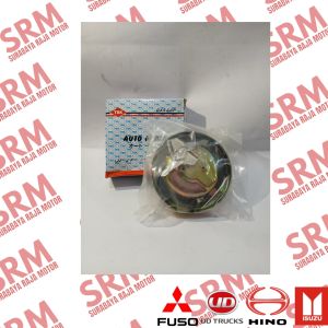 TUTUP TANGKI SOLAR NISSAN