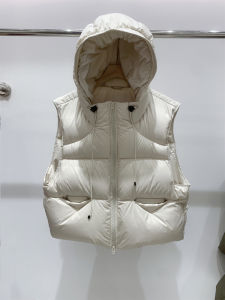 Fall Winter New Style Womens down Cotton Vest Small Size Hooded Loose Short PuffShoulder Vest Fashionable Zipper Closure