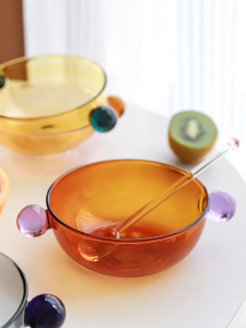 จานแก้วสีสันสดใส เครื่องประดับตกแต่งอาหารแบบบ้านๆ จานผลไม้ จานสลัด ชุดเครื่องมือครัว สไตล์ยุโรป