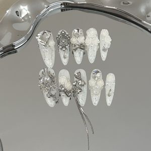 Handmade Wedding Nails Long Wear White Heart Diamond Luxury White Handwear New Summer Camellia Mid-Length Elegant Nail Art