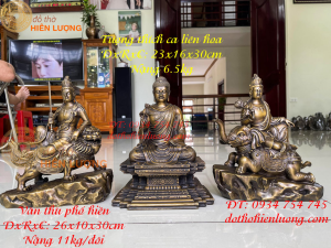 Bộ tượng hoa nghiêm tam thánh bằng đồng cao 30cm nặng 17kg/bộ gồm: Tượng thích ca và Văn thù phổ hiền
