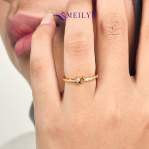 MEILYN Cincin Wanita Lapis Emas Motif Love Hati Permata Kasual Fashion Gold Plated 0221250287