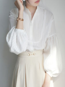 Chic Korean Style Womens Shirt Lantern Sleeve Pleated Stand Collar Spring Edition High Fashion Sun Protection Silk Top
