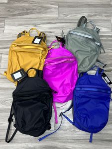 กระเป๋าเป้สะพายหลังเดินป่า Nylon น้ำหนักเบา ทนทาน 15L สำหรับผู้ชายและผู้หญิง กระเป๋าเป้สะพายหลังสำหรับกลางแจ้ง กระเป๋าเดินทาง