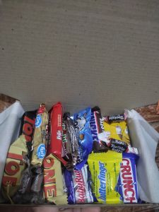 valentines gift box 15 pcs assorted imported chocolate w/ letter and picture