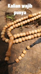 Tasbih Kayu Gaharu Kalimantan Wangi Alam Tasbih Kayu 99 Butir